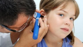 ما هي أعراض الأذن الوسطى