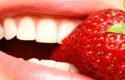 فوائد الفراولة للأسنان