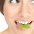 وصفات طبيعية لإزالة رائحة الفم